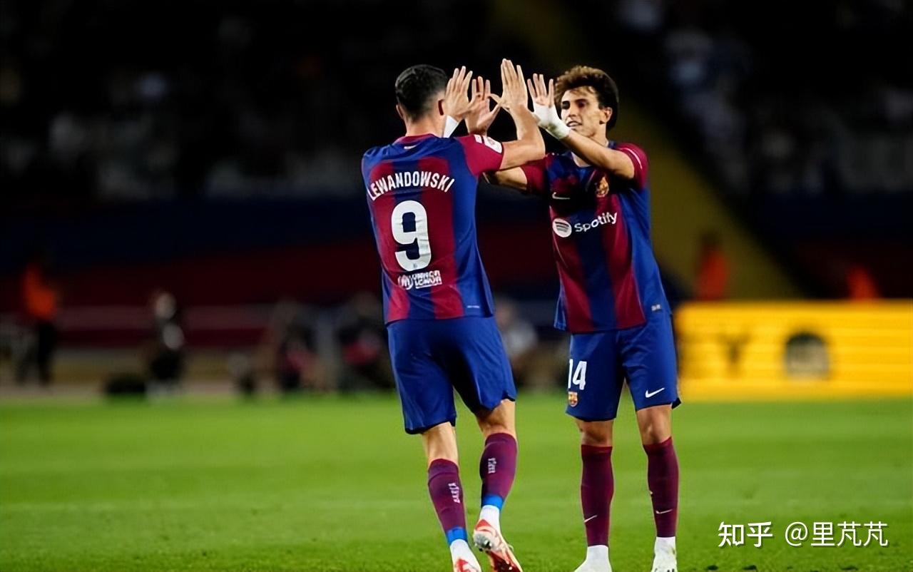 IM电竞赛事_巴塞罗那西甲战胜阿尔梅里亚莱万头球得分